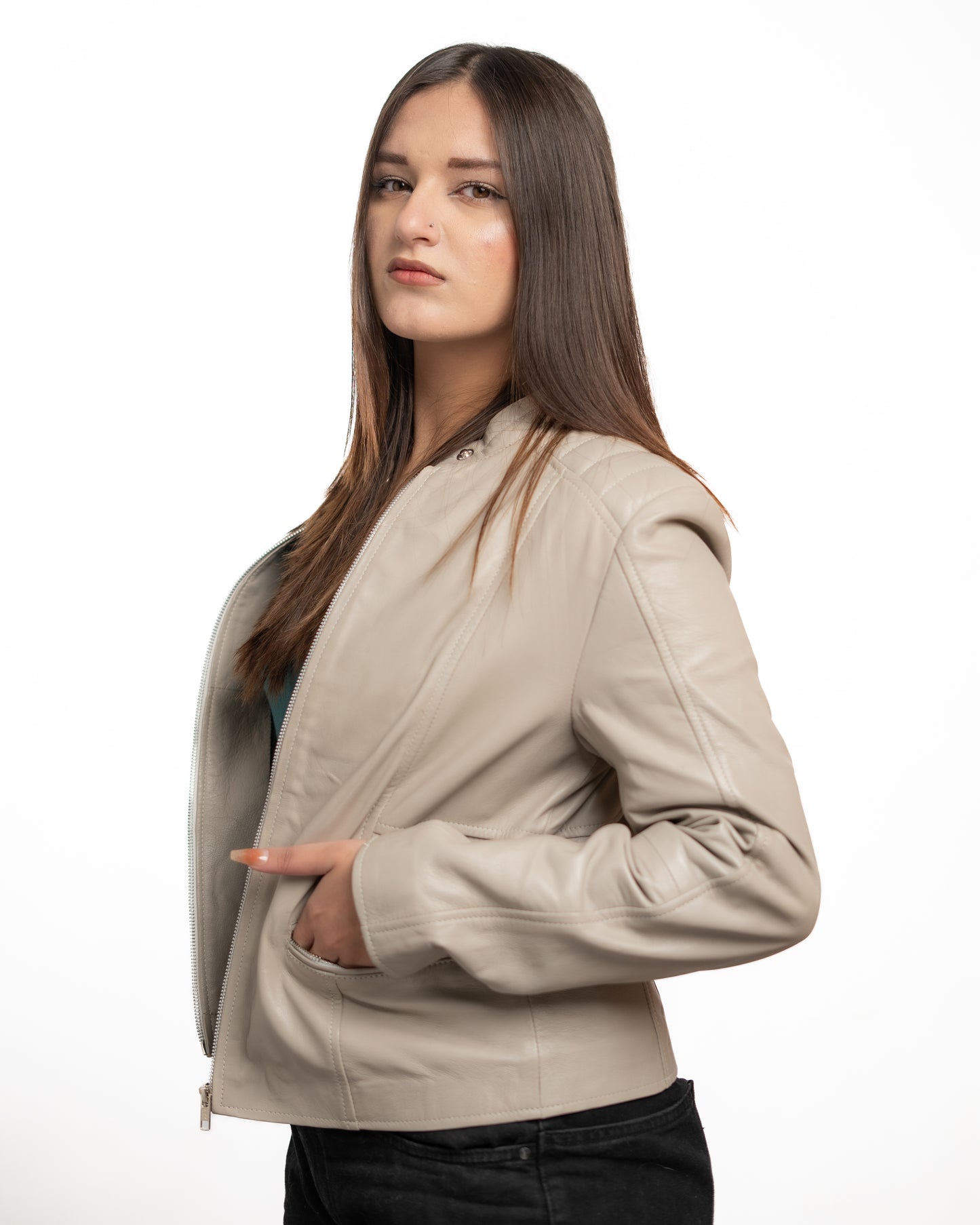 Sheep Leather Jacket – Premium Soft-Touch Outerwear in Neutral Beige