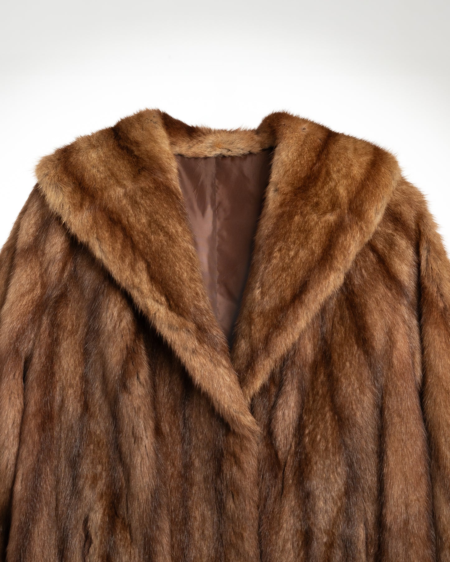 Royal Luxe | Long Mink Fur Coat in Rich Chestnut