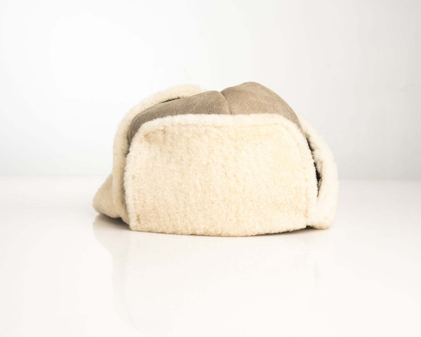 Genuine Shearling Aviator Hat – Warm Winter Cap with Ear Flaps