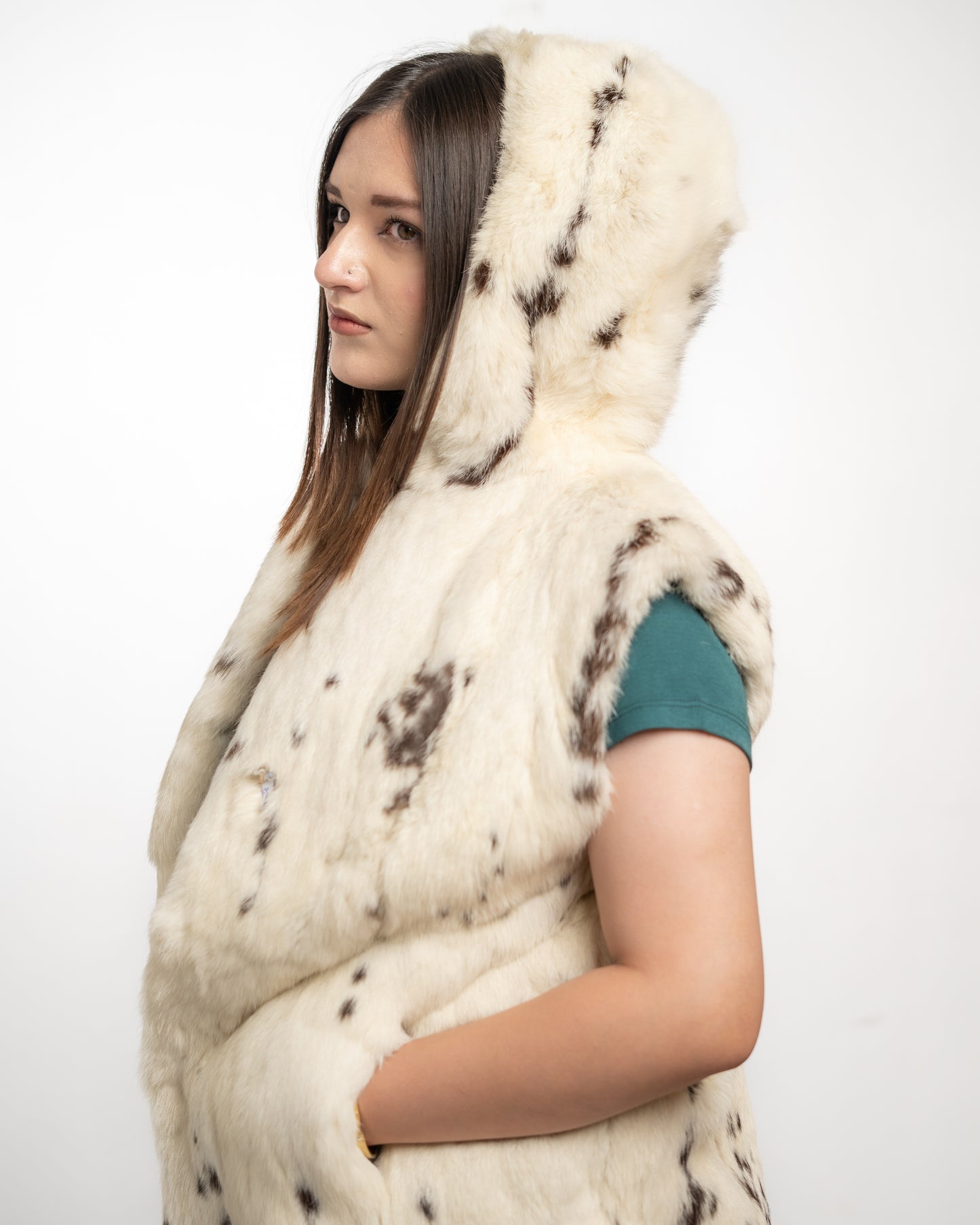 Classic Sleeve’s | Premium Sleeveless Jacket in Genuine Rabbit Fur