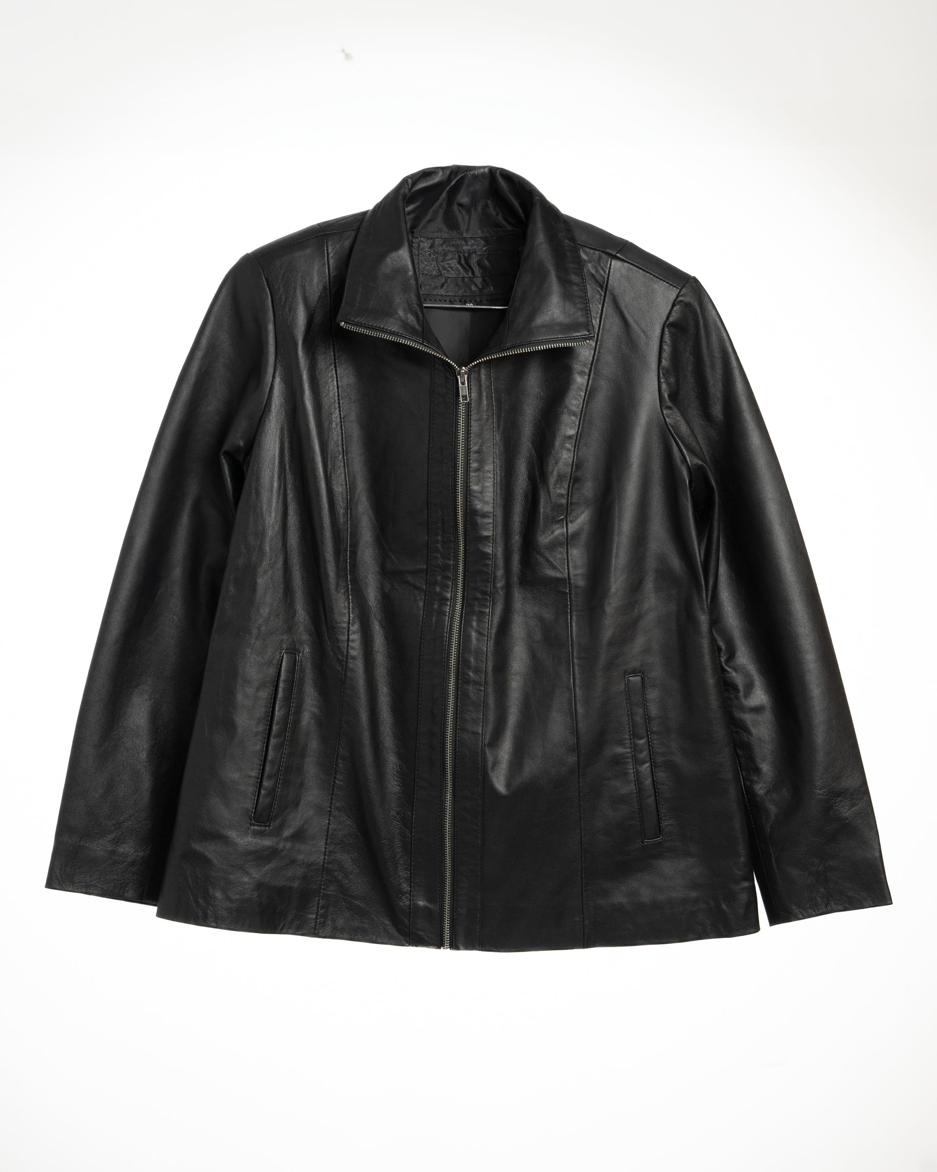 Classic Black Leather Jacket – Timeless Style & Premium Comfort