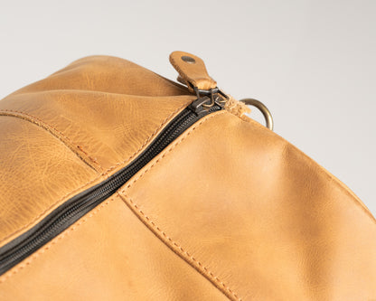 Premium Large Leather Duffel Bag – Classic Tan