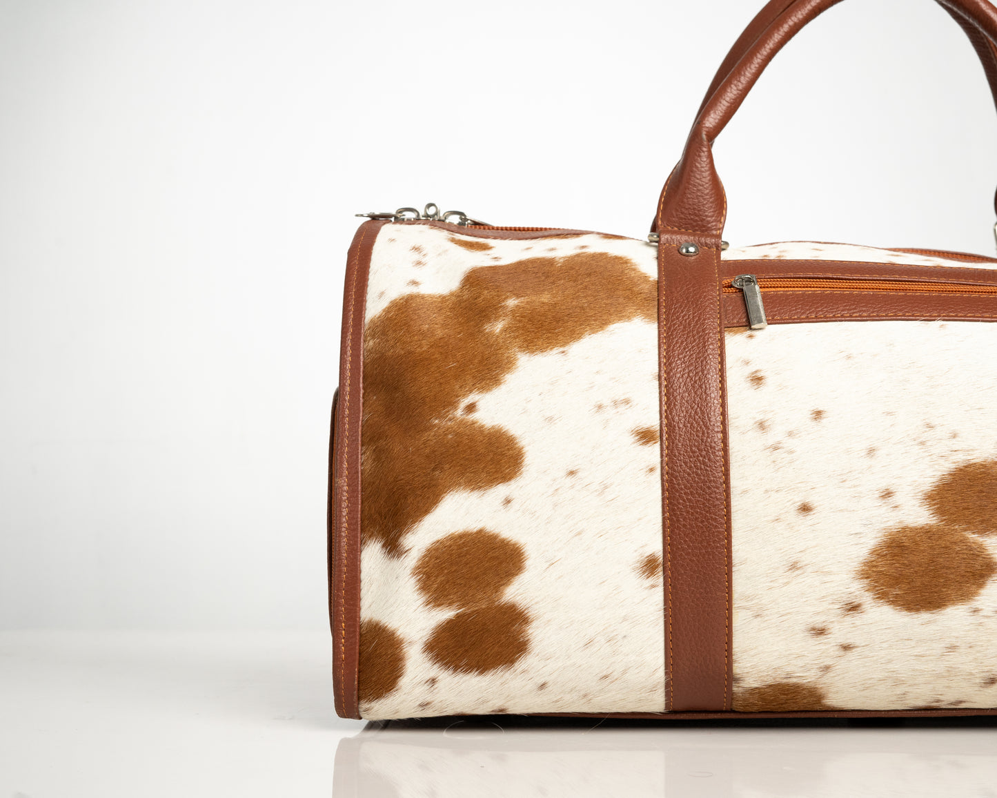 Genuine Cowhide Leather Duffle Bag – Handcrafted, Multi-Color Pattern