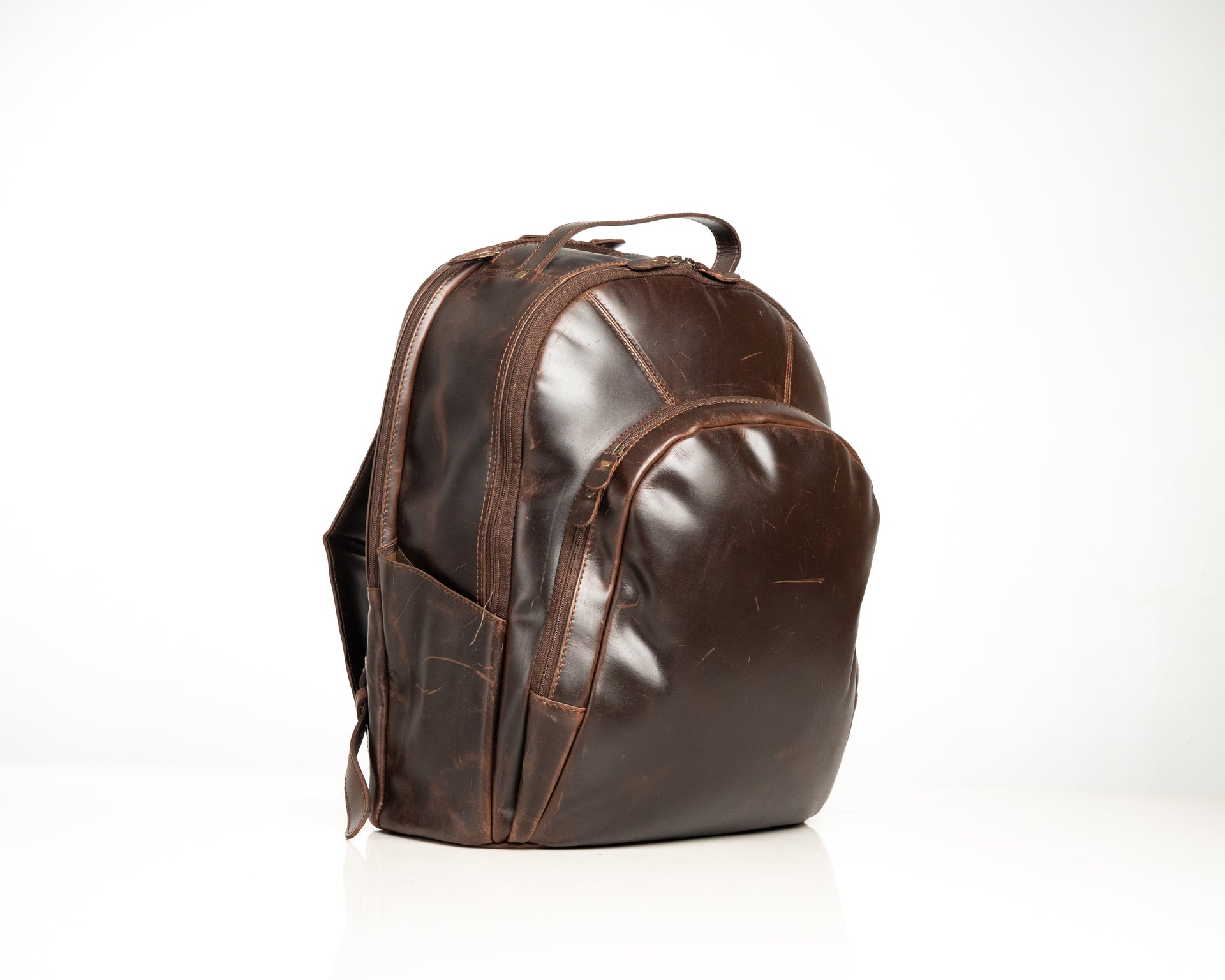 Vintage Genuine Leather Backpack – Durable & Stylish Travel Companion