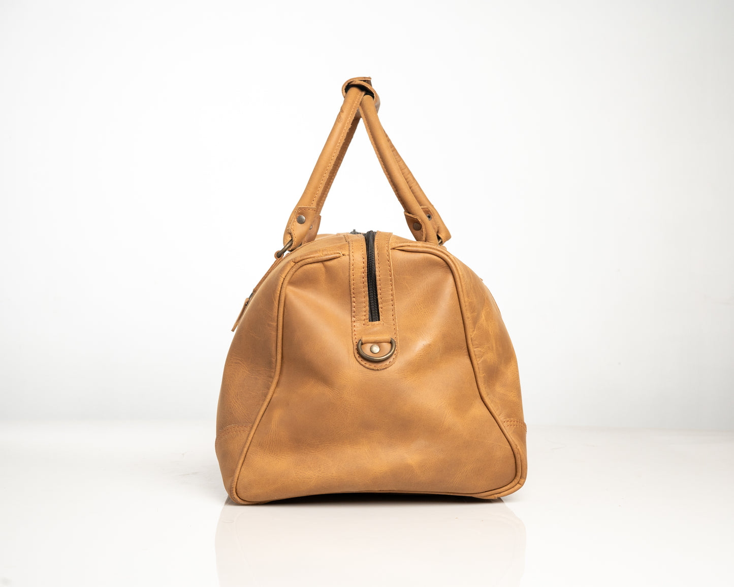 Premium Large Leather Duffel Bag – Classic Tan