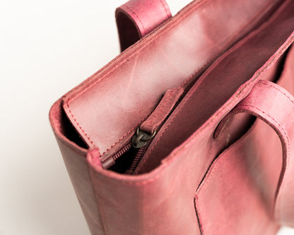 Elegant Burgundy Leather Tote Bag – Timeless Style & Durable Craftsmanship