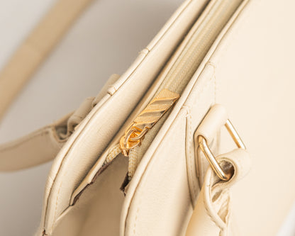 Classic Beige Structured Handbag – Elegant Everyday Leather Tote