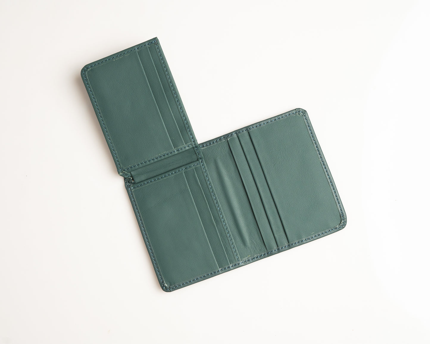 Premium Leather Wallet in Teal – Slim & Stylish Design