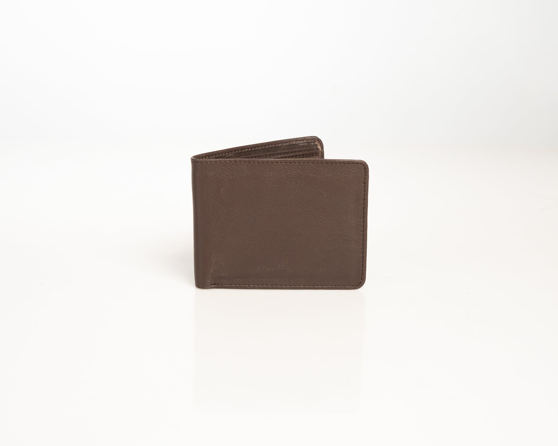 Classic Brown Leather Bifold Wallet – Sleek & Durable
