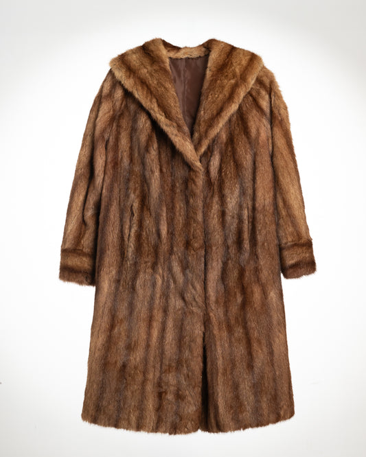 Royal Luxe | Long Mink Fur Coat in Rich Chestnut